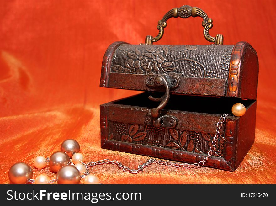 Rustic jewelry box
