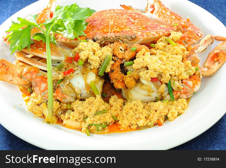 Stir-Fried crab with Curry Powder, Pepper, and Eggs. Stir-Fried crab with Curry Powder, Pepper, and Eggs.