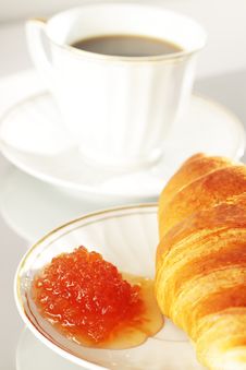 Breakfast With Coffee And Croissant Royalty Free Stock Photos Breakfast With Coffee And Croissant Royalty Free Stock Photos