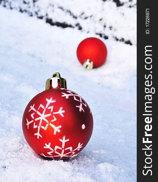 Christmas decoration posed in the snow