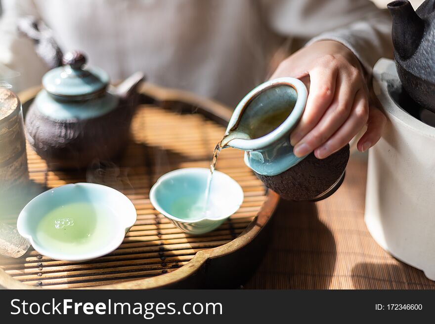 Chinese pouring tea