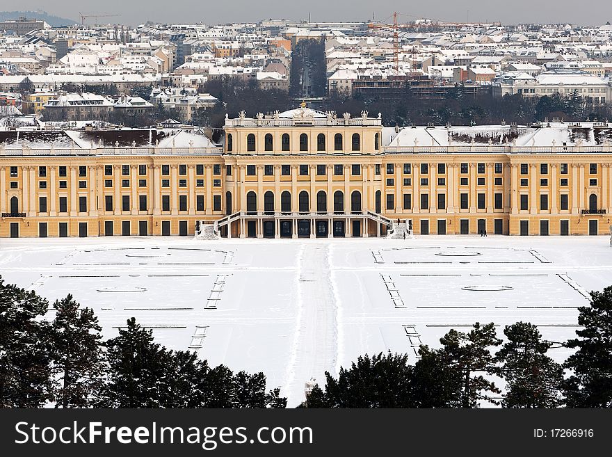 SchÃ¶nbrunn Palace With Snow