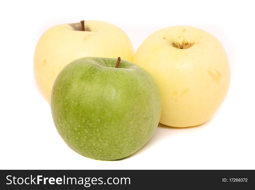 Three 3 Apples