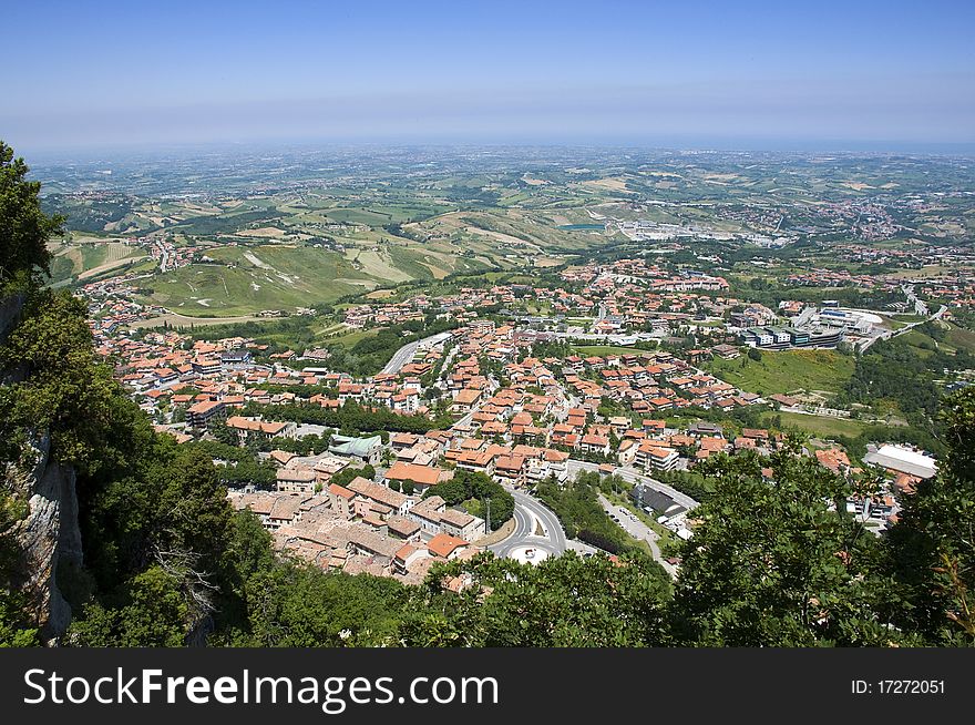Repubblica di San Marino - Postcard up view of tow