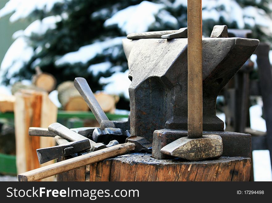 Big anvil and some hammers