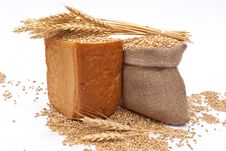 Bread With Wheat And Ears Royalty Free Stock Images Bread With Wheat And Ears Royalty Free Stock Images