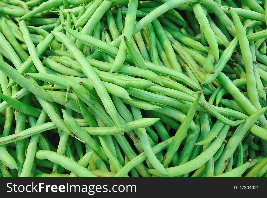 A background of green beans.