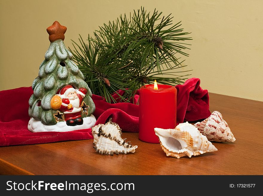 Christmas decorations with candles and sea shells