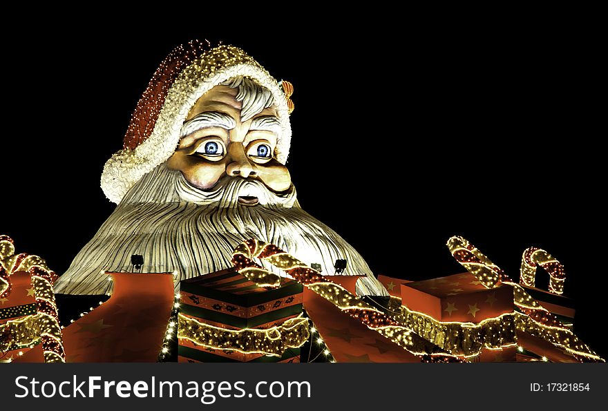 Santa Claus figure. Outdoor scene