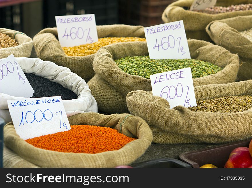 Lentil and other seeds in the market