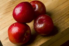 Cherry Plums And Nectarines Royalty Free Stock Images Cherry Plums And Nectarines Royalty Free Stock Images