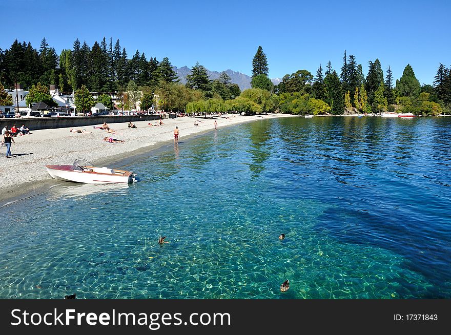 Wakatipu Beach