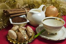 Milk, Cocoa And Cookies Royalty Free Stock Photos Milk, Cocoa And Cookies Royalty Free Stock Photos