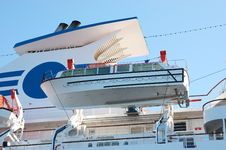 Saving Boat Attached To The Big Liner Royalty Free Stock Image Saving Boat Attached To The Big Liner Royalty Free Stock Image