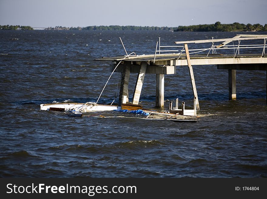 Boat wreck in the Indian River