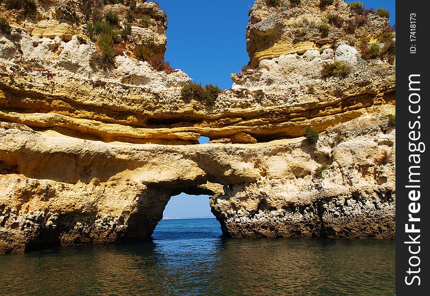 Stone isthmus between the bay and the ocean. Stone isthmus between the bay and the ocean