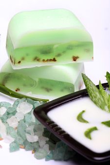 Aloe Vera Leaves, Handmade Soap And Bath Salt Stock Images Aloe Vera Leaves, Handmade Soap And Bath Salt Stock Images
