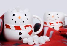 Snowman Mugs With Hot Chocolate And Marshmallows Royalty Free Stock Images