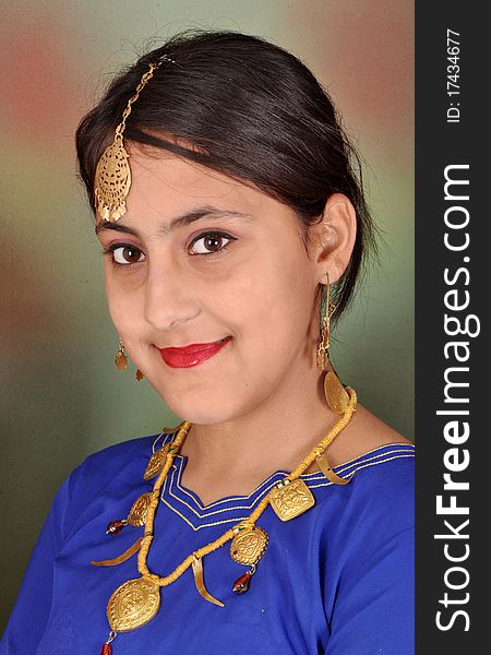Punjabi girl in side pose