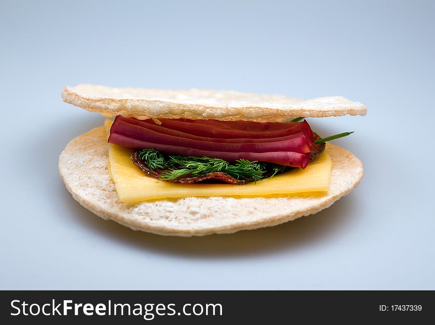 Sandwich with a ham and cheese