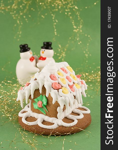 Traditional christmas gingerbread house with snowmans