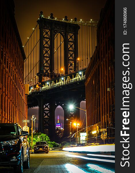Of the night Manhattan bridge. Shooting location : Manhattan, New York