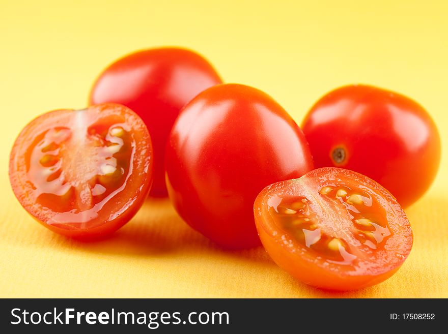 Small ripe cherry tomatoes, studio