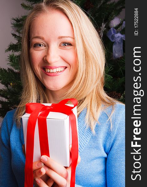 Beautiful  Woman  With A Christmas Gift