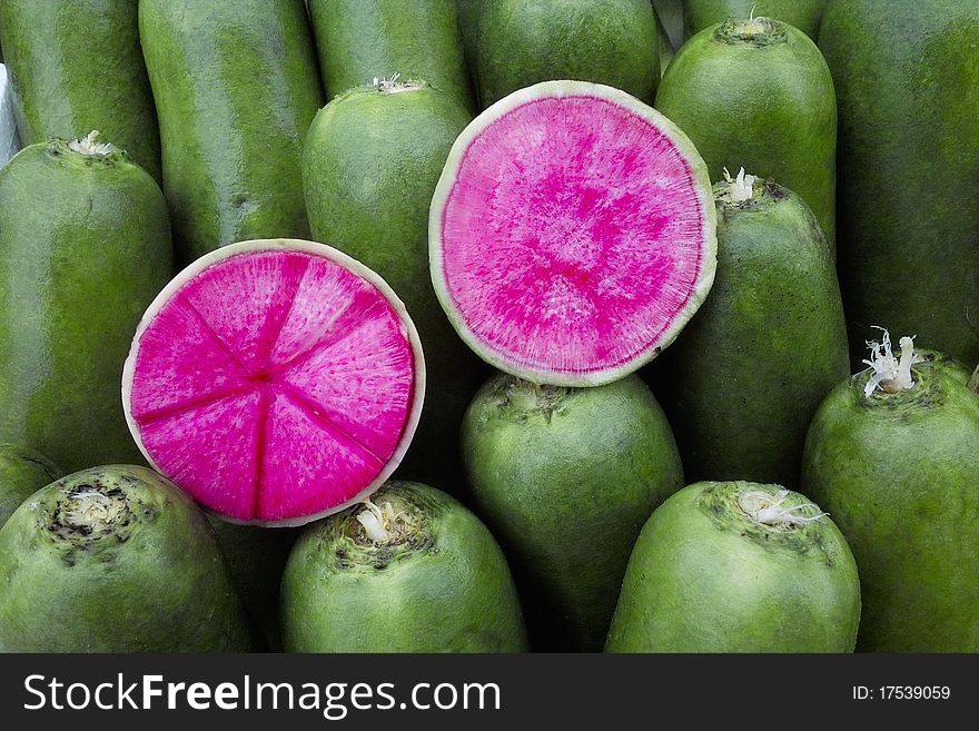 Chinese radishes with a colorful live insight