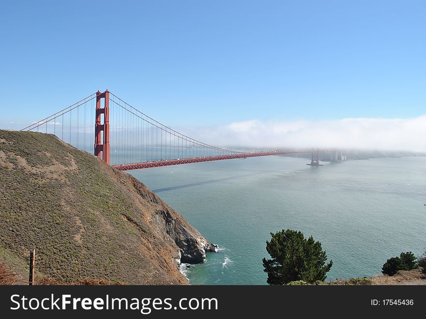 Golden Gate Bridge Dark Mist