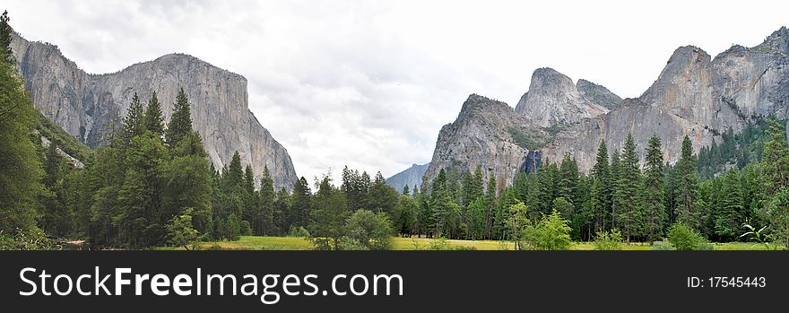 A rare cloudy day in Yosemite makes for a unique view of El Capitan on the left and Bridal Veil Falls on the right. A rare cloudy day in Yosemite makes for a unique view of El Capitan on the left and Bridal Veil Falls on the right.