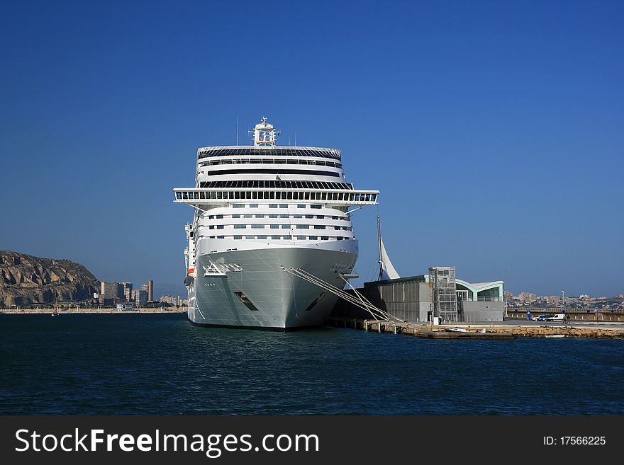 Big cruise tied up in the port of Alicante