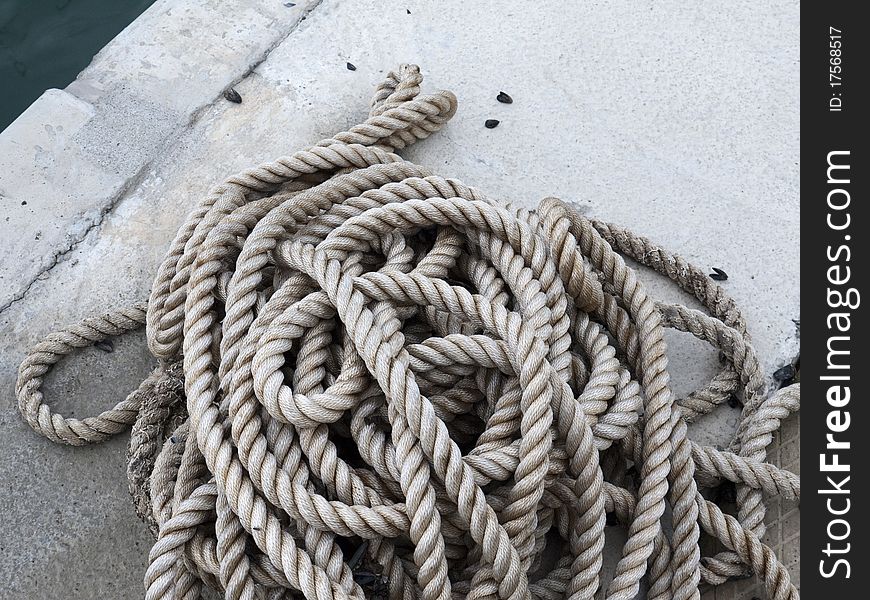 Rope in a harbour in la spezia