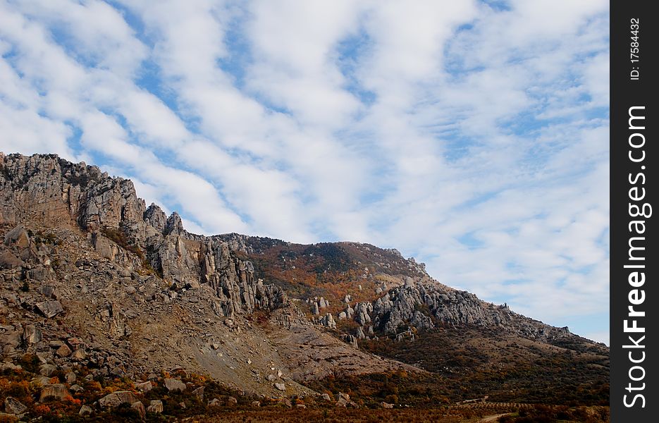Mountain Demergi in Crimea in the autumn