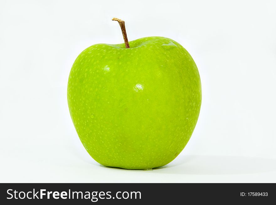 The green apple with white background