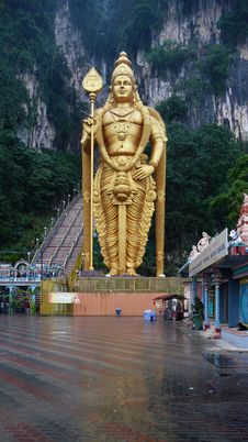 Lord Murugan Statue At Batu Caves Royalty Free Stock Image