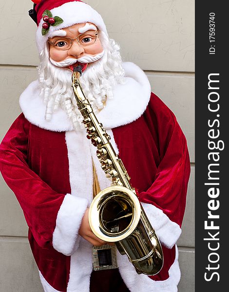 Santa And The Saxophone