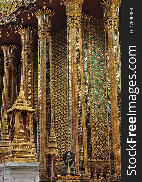 Ceremonial building with sculture of Wat Phra Kaew buddhist temple complex in Bangkok Thailand, Golden Pagoda. Ceremonial building with sculture of Wat Phra Kaew buddhist temple complex in Bangkok Thailand, Golden Pagoda