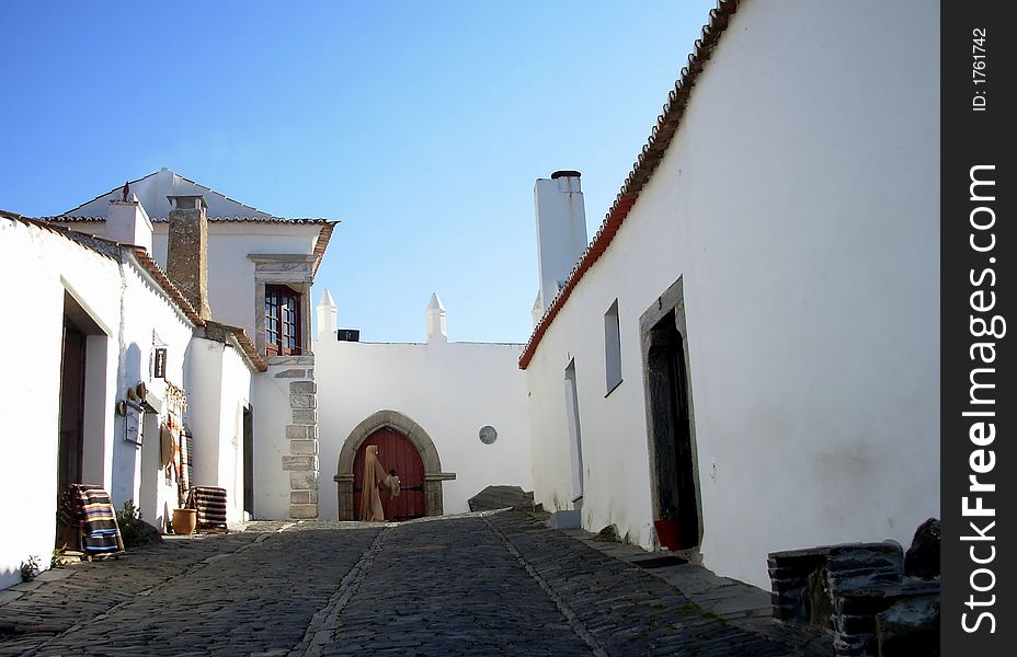 Main entrance for the medieval village of Monsaraz. Main entrance for the medieval village of Monsaraz