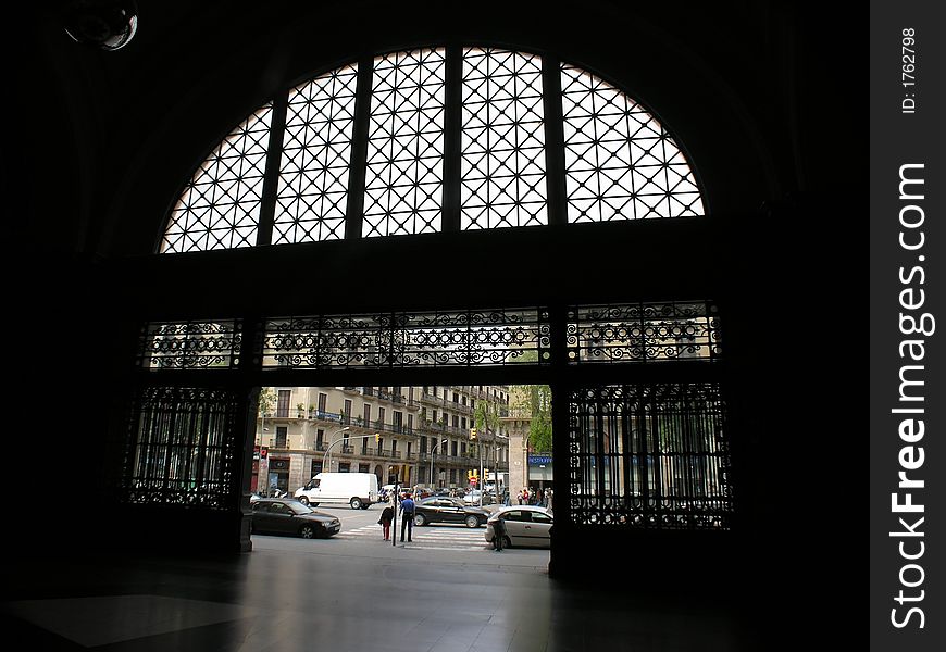 Rialroad station arc silhouette spain barcelona