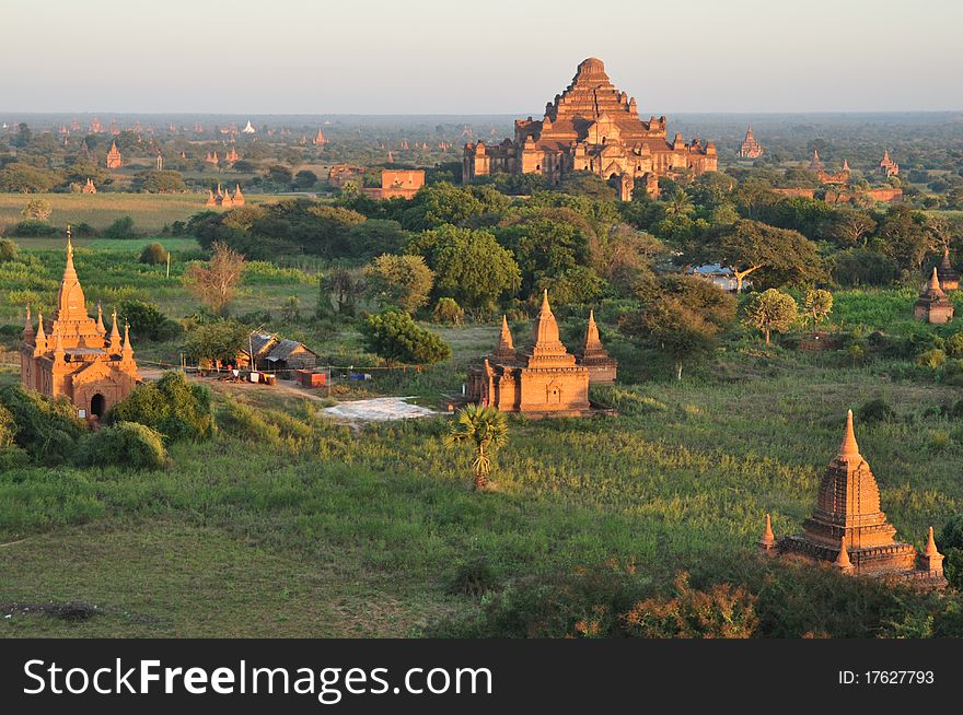 Myanmar sightseeing: Temples of Bagan. Myanmar sightseeing: Temples of Bagan