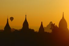 Myanmar: Bagan Temple Balloon Ride At Sunrise Royalty Free Stock Photography