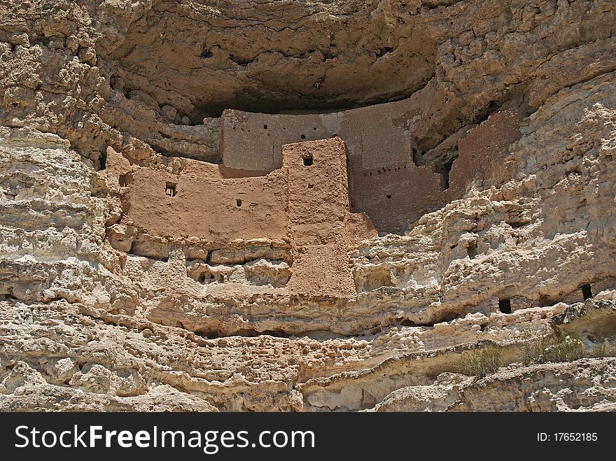 Cliff dwelling at Montezuma Castle Nationl monument in Arizona. Cliff dwelling at Montezuma Castle Nationl monument in Arizona.