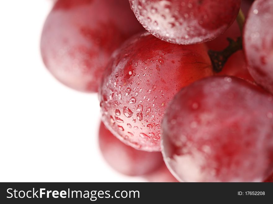 Wet red grapes (shallow DOF). Wet red grapes (shallow DOF)