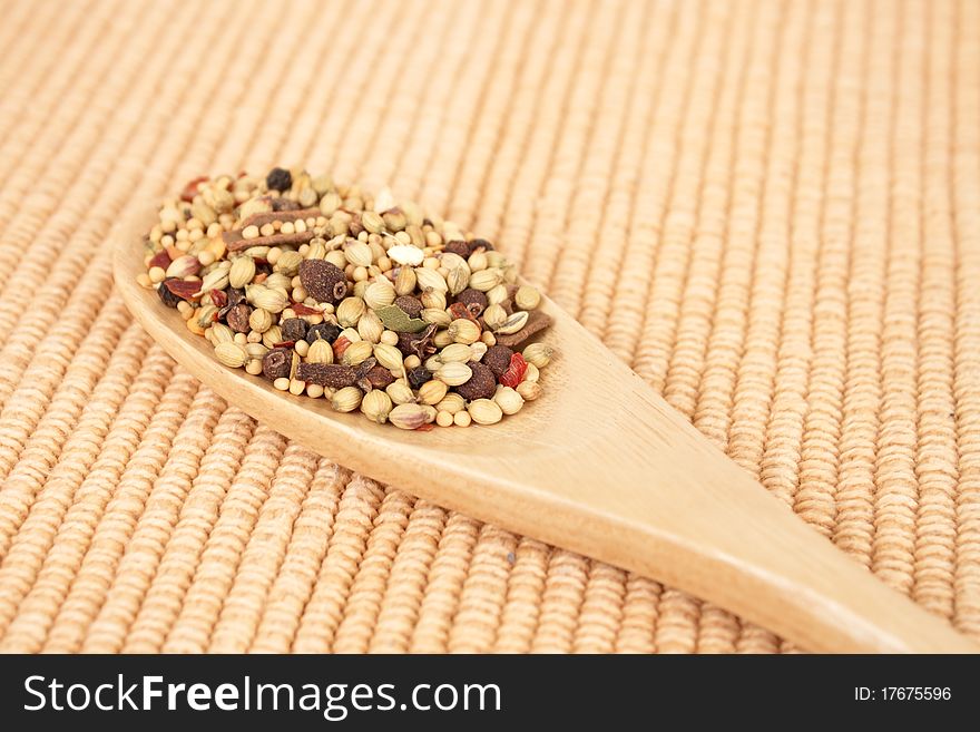 Spices mixed over the spoon