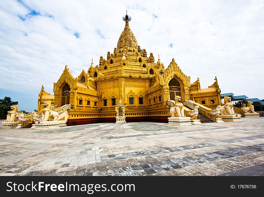 The pagoda was built to house the Buddha's Replica Tooth Relic that was brouth from China to Myanmar on a 45 day visit in 1994. The pagoda was built to house the Buddha's Replica Tooth Relic that was brouth from China to Myanmar on a 45 day visit in 1994