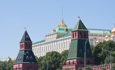 Moscow.Kremlin Wall And The Grand Kremlin Palace Royalty Free Stock Images