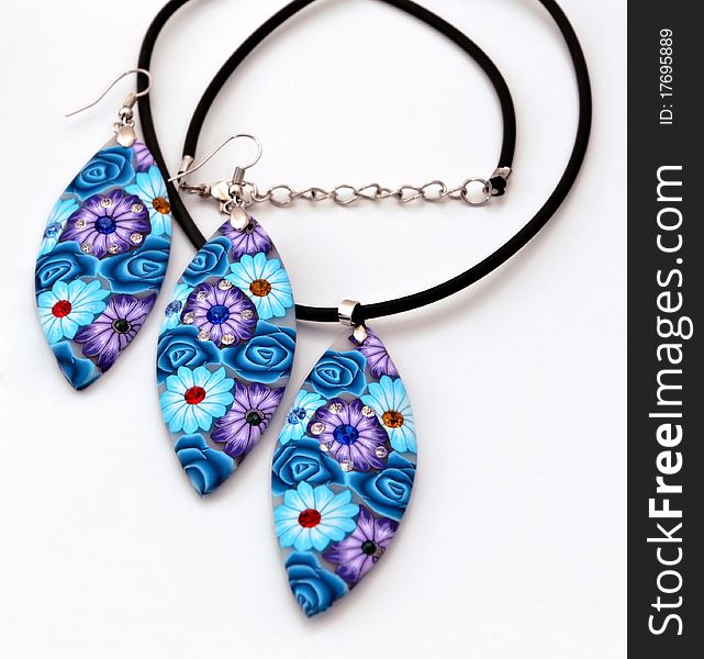 Handicraft earrings and necklace with colorful cheap stones
