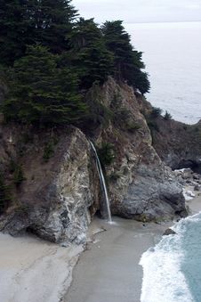 Julia Pfeiffer Waterfall, Big Sur Stock Image Julia Pfeiffer Waterfall, Big Sur Stock Image