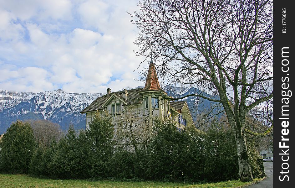Nice Swiss House 2